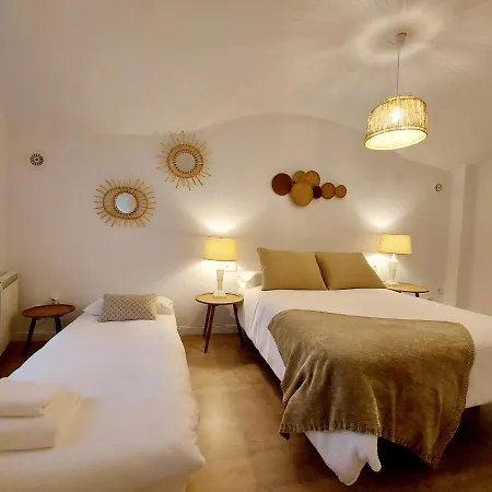 Apartament Casa Leyendas De - En Plena Zona Monumental Caces