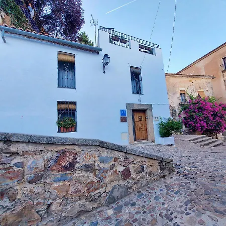 Casa Leyendas De - En Plena Zona Monumental * Caces