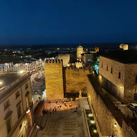 Casa Leyendas De - En Plena Zona Monumental Caceres