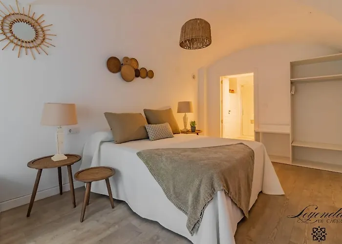 Casa Leyendas De - En Plena Zona Monumental * Caces