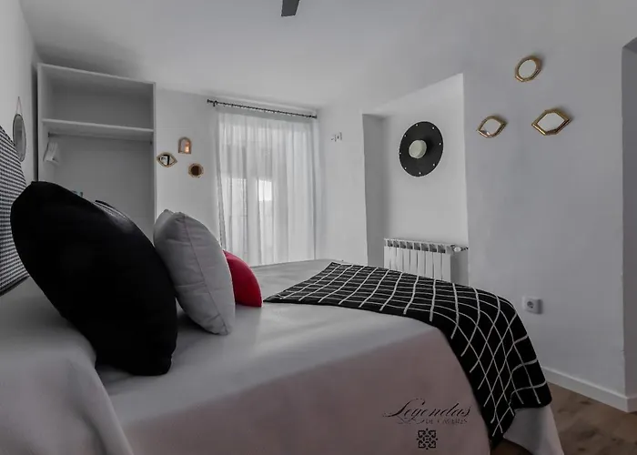 Casa Leyendas De - En Plena Zona Monumental *